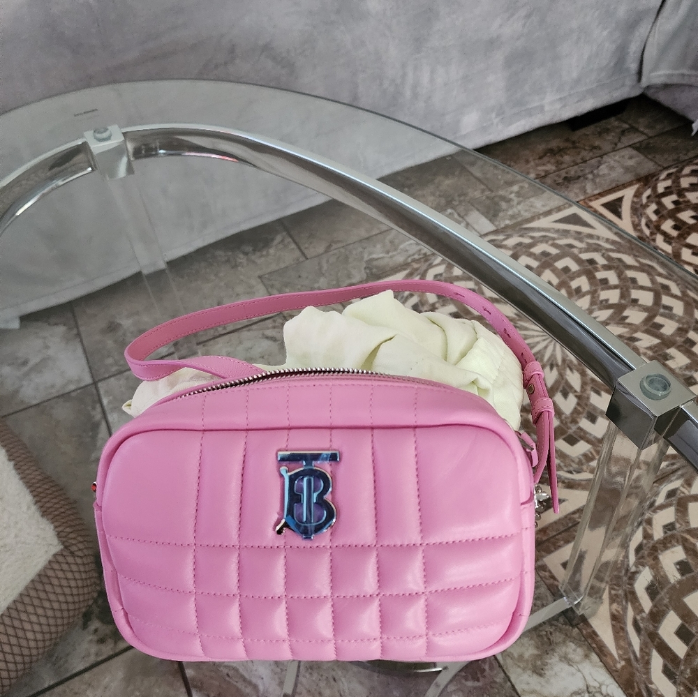NWOT Burberry Pink Quilted Leather Mini Lola Camara Bag - Picture 5 of 5